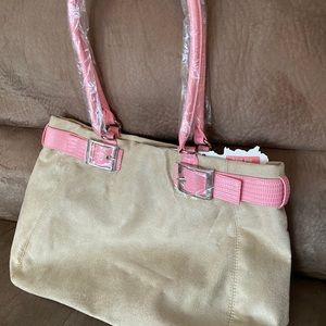 NWT women’s Realities Hand bag  Pink Easter gift